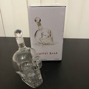 Glass skull head